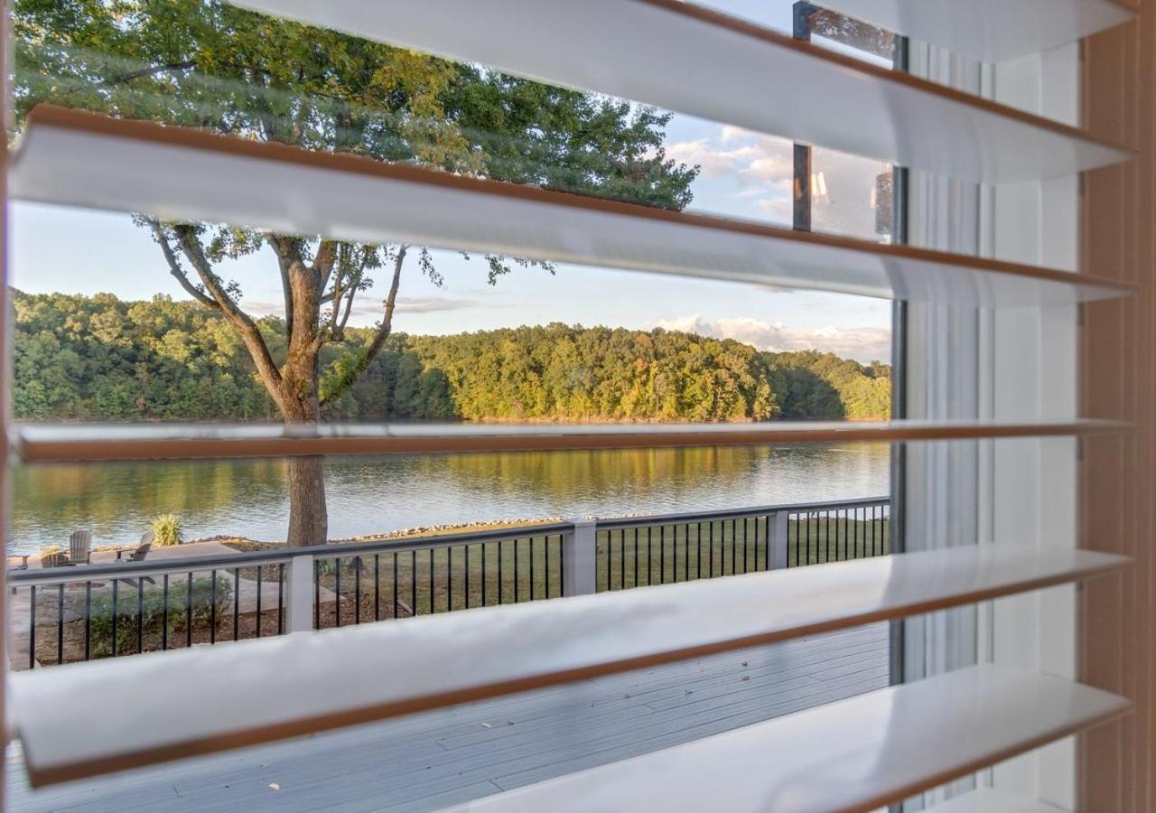 Rare Find Best Lot With Dock And Views On Lake Winchester Luaran gambar